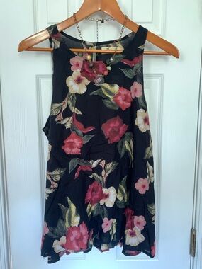 Hollister Tropical Floral High Neck Swing Tunic Tank